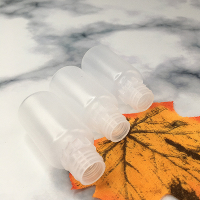 Containers en plastique de haute performance pour les réservoirs avec bouteilles à goutte à goutte imprimant 5000 pièces