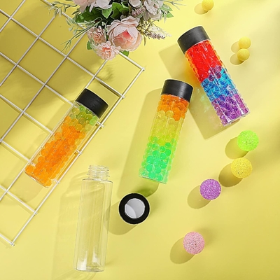Des bouteilles de thé à bulles isolées modernes, d'une capacité de 120 ml 250 ml 350 ml 500 ml.