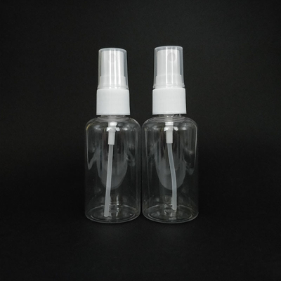 Bouteilles de pulvérisation en plastique en PET rond classique Surface lisse Capacités diverses pour un usage quotidien