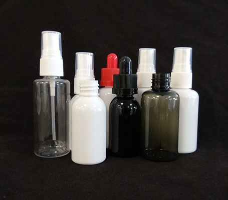 Bouteilles de pulvérisation en PET rondes Design transparent durable Options de capacité différentes