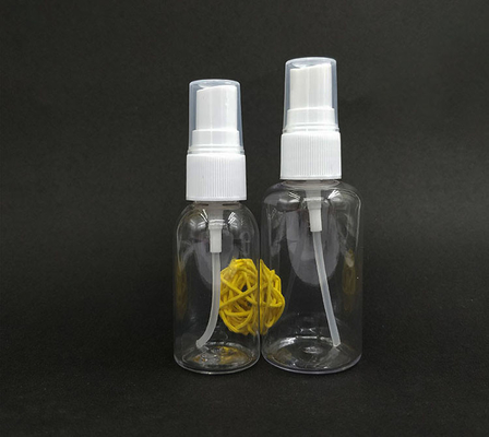 Bouteille de pulvérisation en plastique PET transparente classique avec une surface lisse pour une distribution pratique