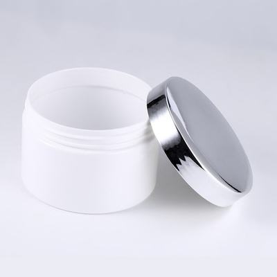 Bouteilles cosmétiques en plastique transparent avec une surface lisse et une pression sensible