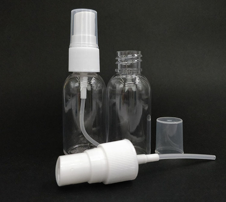 Bouteille de pulvérisation en plastique PET ronde transparente Conception classique Surface lisse durable Capacités diverses