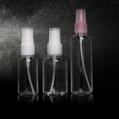 Bouteille de pulvérisation en plastique en PET lisse pour un usage quotidien avec couleur transparente et design classique