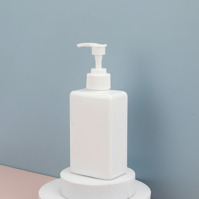 Bouteilles rondes de lotion en PET avec couvercles électroplatés UV - conception personnalisable