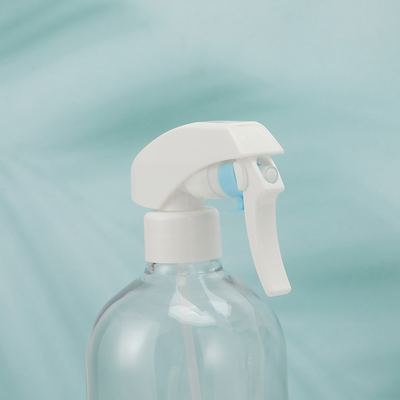Bouteilles de lotion en plastique transparent avec un capuchon blanc et un col électroplaté UV