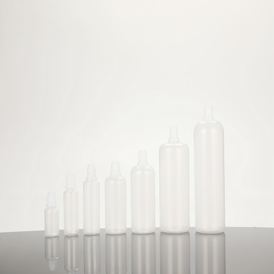 Bouteilles liquides en PET à vis et bouchon avec logo personnalisé Cou à l'épreuve des enfants Couleurs d'impression personnalisables