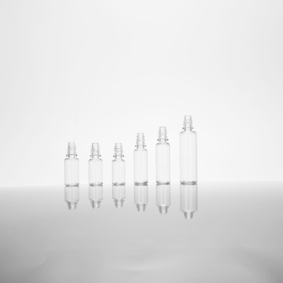 Bouteilles de PET et de liquide imprimées sur mesure, de forme ronde, avec un bouchon à vis à l'épreuve des enfants