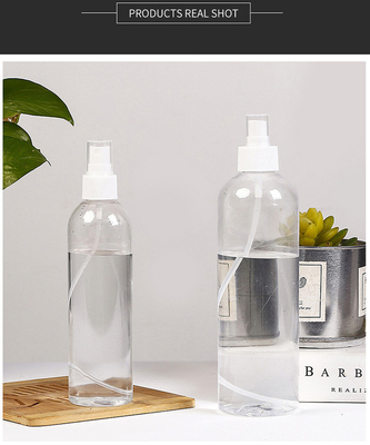 Bouteille de pulvérisation en plastique fin et vide PET 30 ml 50 ml 100 ml 120 ml 150 ml 200 ml 250 ml 500 ml Ambre Blanc Clair Pour les produits cosmétiques