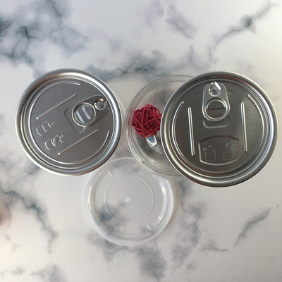 Bouteilles cosmétiques en plastique lisse personnalisées de différentes capacités pour les soins personnels