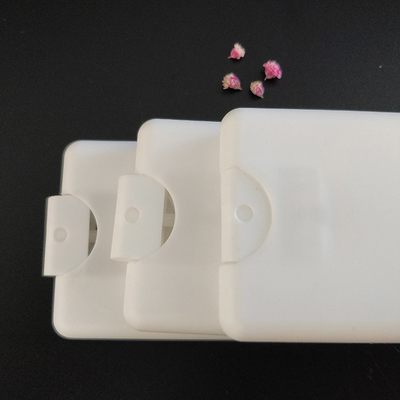 Bouteilles de lotion en plastique PET transparentes de 250 ml 300 ml 500 ml avec couvercle à capuche pour étiquettes imprimées sur écran