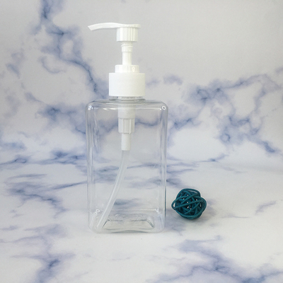Bouteille en PET pour cosmétiques avec bouchon à vis de 24 mm et sélection de soie
