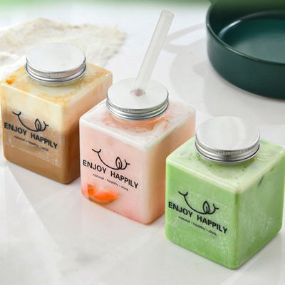 Bouteilles de thé au lait modernes avec vis sur le couvercle en plastique