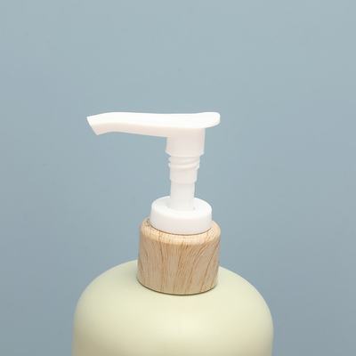 Bouteille de pompe en PET rose personnalisable de 24 mm avec sérigraphie et estampage à chaud