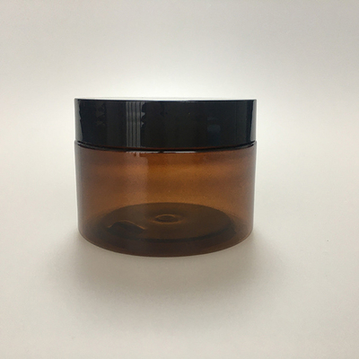 Des pots en plastique transparent avec un logo personnalisable et des options de scellement