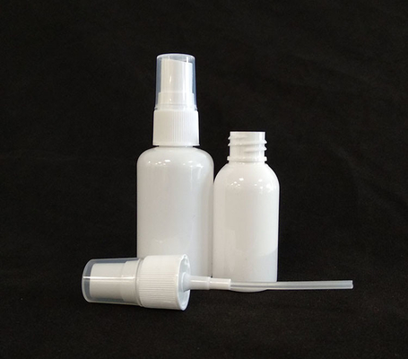 Bouteille de pulvérisation en plastique en PET lisse et ronde durable pour une utilisation quotidienne