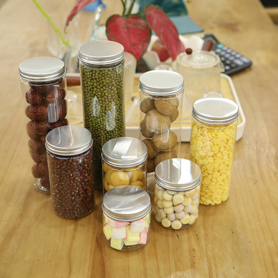 Des pots en plastique de 85 mm de diamètre pour un stockage polyvalent
