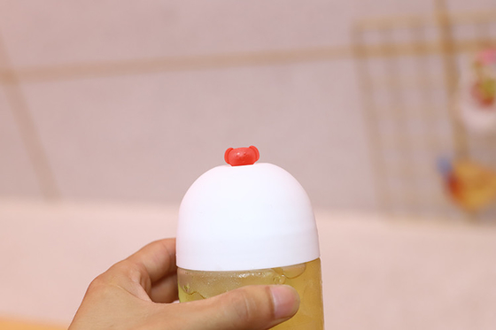 Bouteilles de thé au lait en plastique imperméables avec vis sur le couvercle