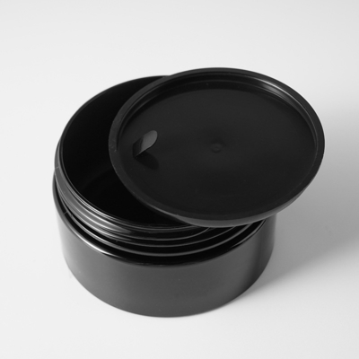 Bouteilles cosmétiques en plastique personnalisées de différentes capacités de 10 ml à 150 ml