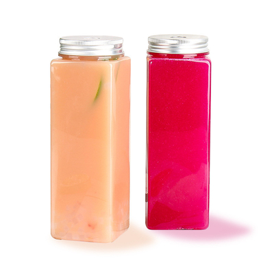 Bouteilles en plastique personnalisées isolées pour les boissons