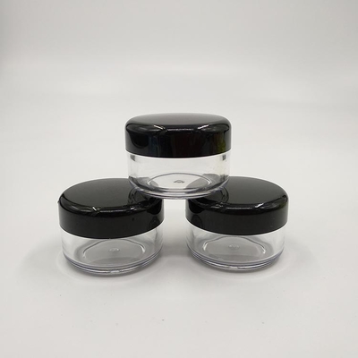 Un pot cosmétique en plastique à surface lisse 10 ml 15 ml 30 ml 60 ml 80 ml 100 ml 120 ml 150 ml avec un design transparent