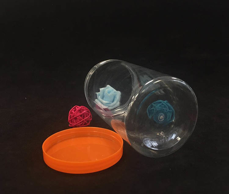 Un pot cosmétique en plastique de 10 ml 15 ml 30 ml 60 ml 80 ml 100 ml 120 ml 150 ml avec un design personnalisé et une surface lisse