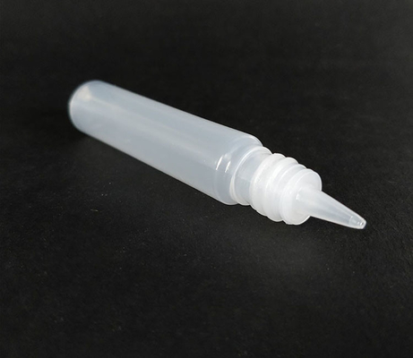 Bouteille de liquide en plastique E ronde en PET transparente avec logo sur mesure