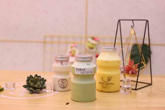 Bouteilles de thé au lait de taille moyenne avec vis sur le couvercle