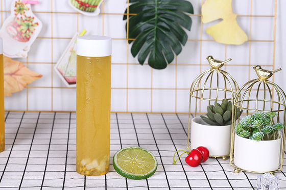 Étiquette personnalisée en plastique transparent Coupe de boisson Coupe pour animaux de compagnie Bouteille de boisson Bottle de boisson froide avec livraison rapide