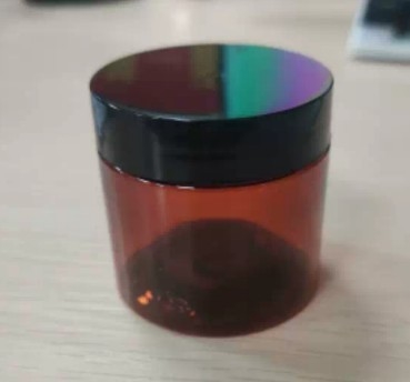 Fermeture de boîtes cosmétiques en plastique de 100 ml avec joint sensible à la pression et impression personnalisée
