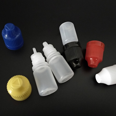Bouteilles gouttelettes en verre plastique transparentes noires personnalisées avec une surface lisse et personnalisées
