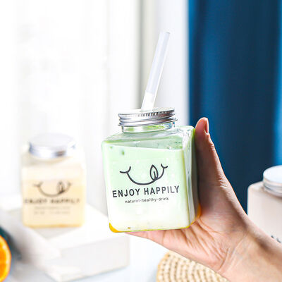 Des jarres de thé à bulles moyennes peuvent être personnalisées Contenants en plastique durables Idéal pour les magasins de boissons Cafés et restaurants