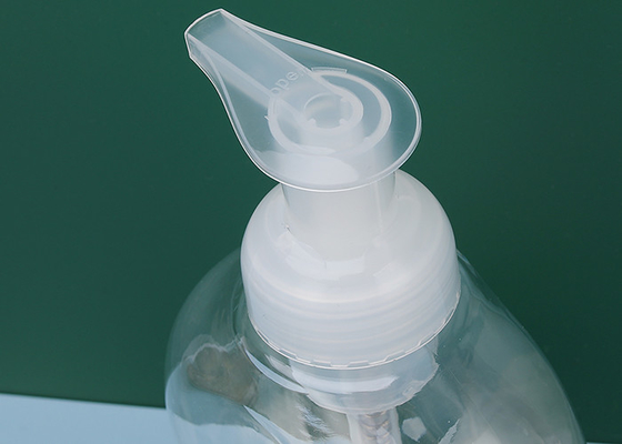 Facile de remplir une bouteille en mousse de collage en plastique à surface mate avec du matériel PET et PP