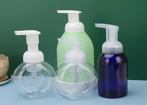 Facile de remplir une bouteille en mousse de collage en plastique à surface mate avec du matériel PET et PP