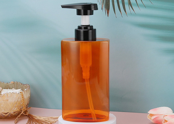 La main savonnent la bouteille en plastique vide de pompe d'ANIMAL FAMILIER de la lotion 450ml avec la pompe noire