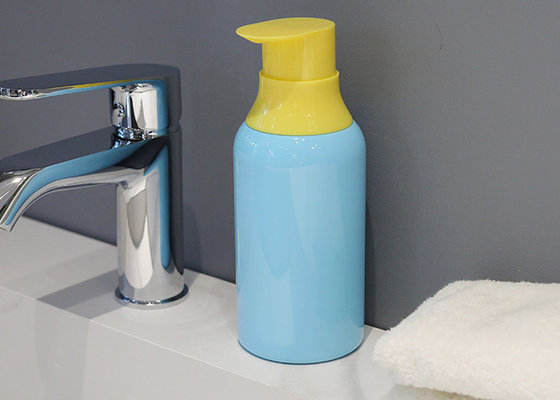 La lotion vide rechargeable de pompe d'ornithorynque met l'impression en bouteille d'écran