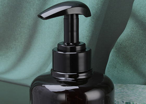 les bouteilles réutilisables de shampooing de la pompe 700ml en plastique rayent résistant