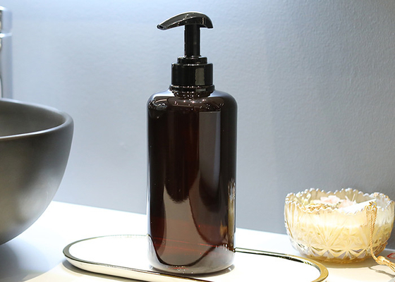 les bouteilles réutilisables de shampooing de la pompe 700ml en plastique rayent résistant