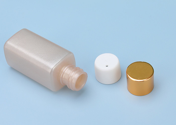 La lotion en plastique cosmétique vide met 28*67mm en bouteille