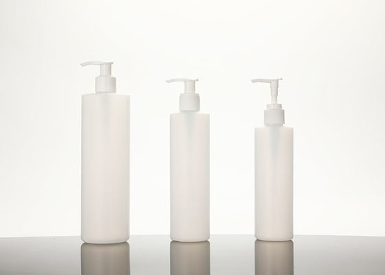 Pp en plastique vident les bouteilles de pompe 500ml 250ml avec la pompe blanche