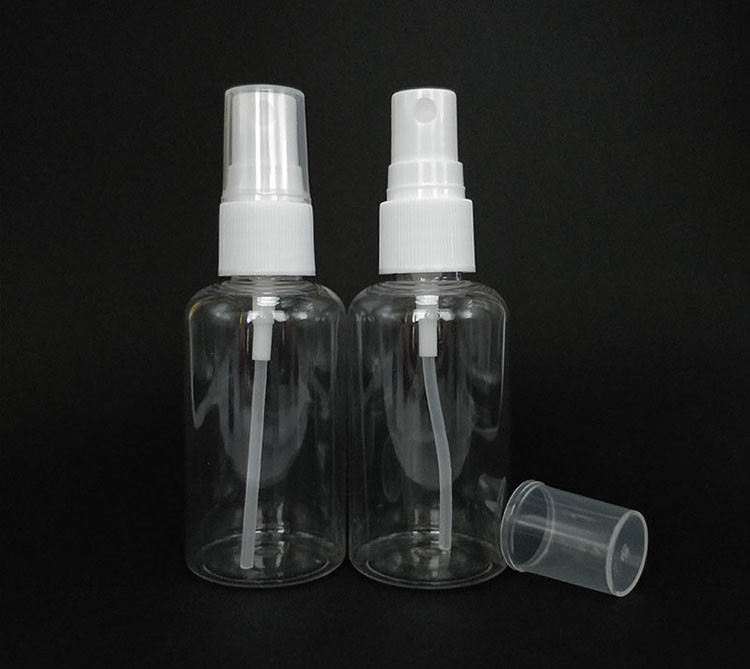 Bouteille de pulvérisation en plastique PET d'une capacité élevée de 100 ml de 120 ml de 150 ml de 200 ml de 250 ml de 500 ml, d'un emballage cosmétique blanc clair, bleu ambre