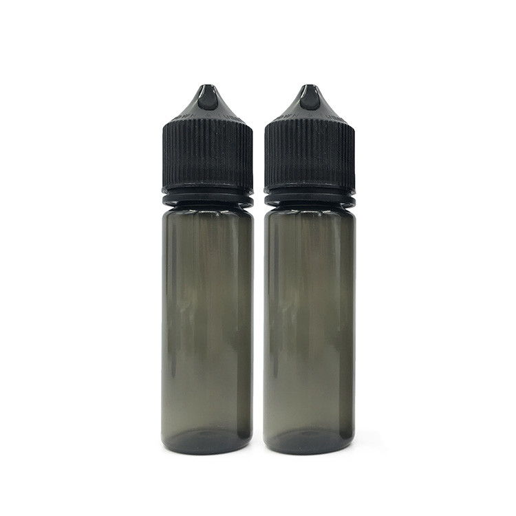 Bouteilles en PET rondes et liquides transparentes avec écran à capuche à vis imprimé de différentes tailles