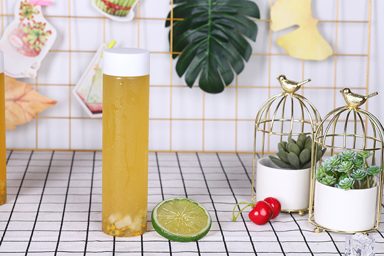 Étiquette personnalisée en plastique transparent Coupe de boisson Coupe pour animaux de compagnie Bouteille de boisson Bottle de boisson froide avec livraison rapide