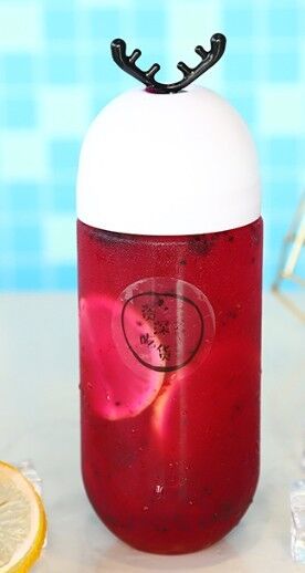 Des pots de thé à bulles isolantes à l'aspect moderne, conçus pour un contrôle efficace de la température et un rangement élégant des boissons